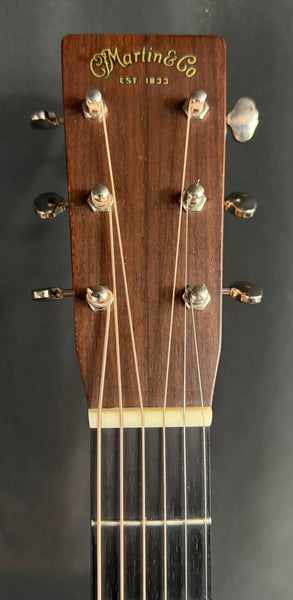 Martin D-28 Standard Dreadnought Acoustic Guitar Gloss Natural Finish w/ OHSC