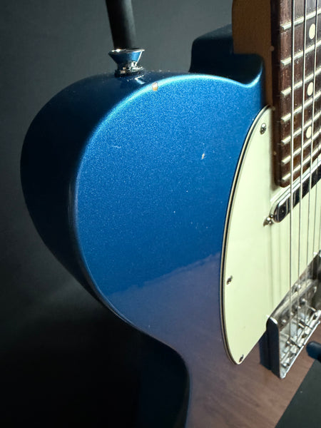 Fender American Special Telecaster Electric Guitar Lake Placid Blue w/ Gig Bag