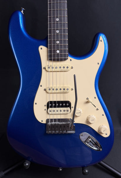 Fender American Ultra Stratocaster HSS Electric Guitar Cobra Blue w/ OHSC