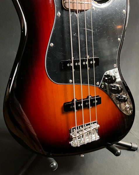 Fender American Performer Jazz Bass 4-String Bass Guitar 3-Tone Sunburst w/ Gig Bag (898)