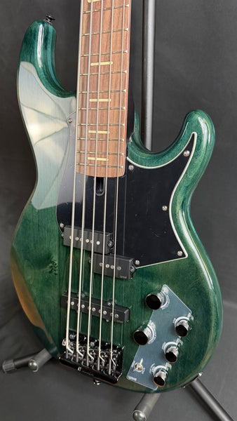 Yamaha BB735A Broad Bass 5-String Bass Guitar Indigo Blue w/ Gig Bag (164)