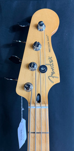Fender Player II Precision Bass 4-String Bass Guitar Hialeah Yellow Finish