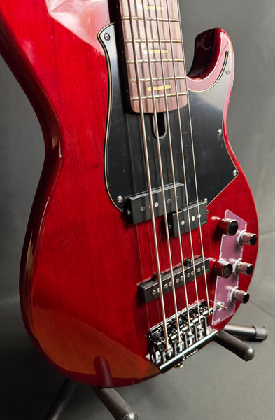 Yamaha BB735A Broad Bass 5-String Bass Guitar Fired Red Finish w/ Gig Bag (188)