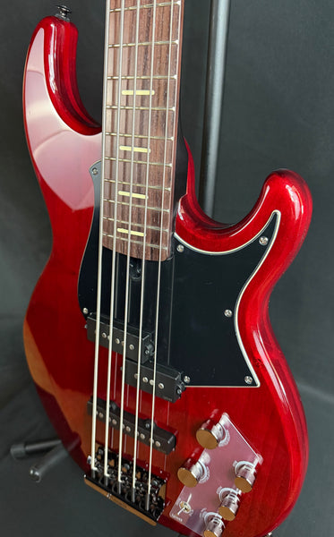 Yamaha BB735A Broad Bass 5-String Bass Guitar Fired Red Finish w/ Gig Bag (188)