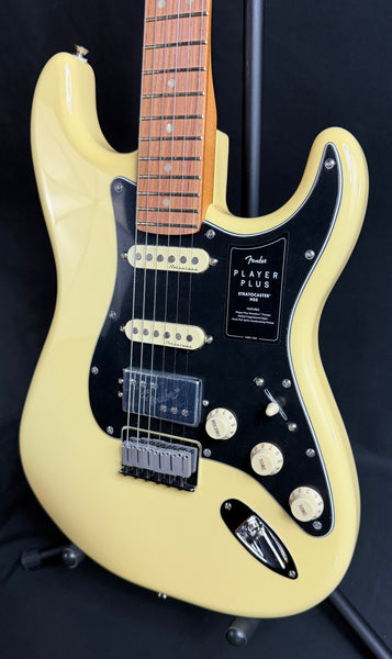 Fender Player Plus Stratocaster HSS HT Hardtail Electric Guitar Vintage White w/ Gig Bag