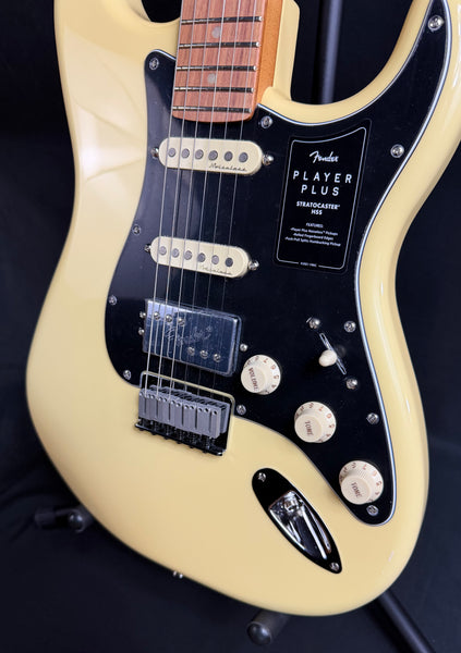 Fender Player Plus Stratocaster HSS HT Hardtail Electric Guitar Vintage White w/ Gig Bag
