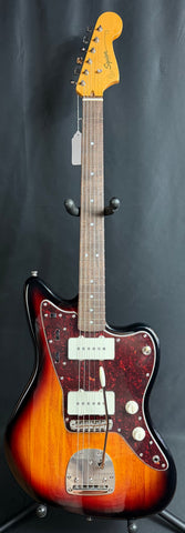Squier Classic Vibe 60's Jazzmaster Electric Guitar 3-Tone Sunburst (770)