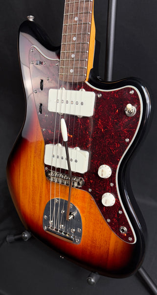Squier Classic Vibe 60's Jazzmaster Electric Guitar 3-Tone Sunburst (770)