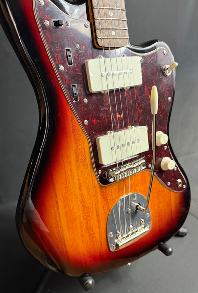 Squier Classic Vibe 60's Jazzmaster Electric Guitar 3-Tone Sunburst (770)