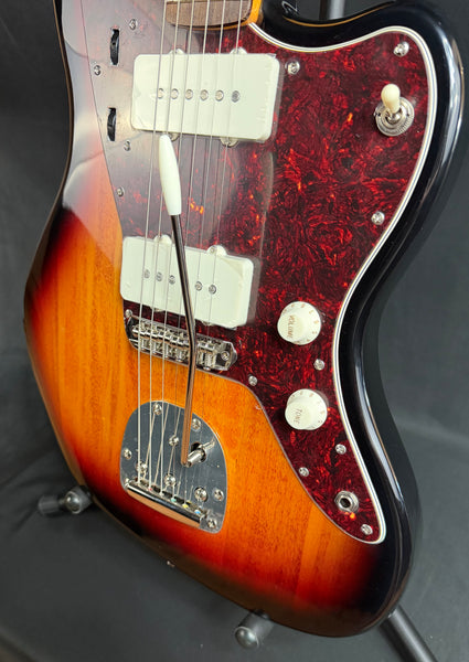Squier Classic Vibe 60's Jazzmaster Electric Guitar 3-Tone Sunburst (770)