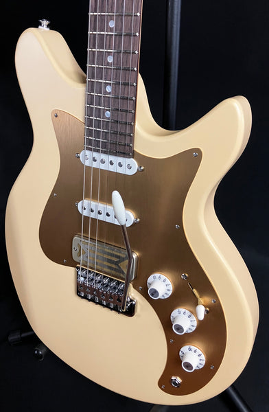 Eastman DC'62 FullerTone Electric Guitar Desert Sand Finish w/ Soft Case