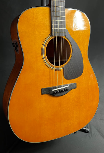 Yamaha FGX5 GL Red Label Dreadnought Acoustic-Electric Guitar Gloss Natural w/ OHSC (69A)
