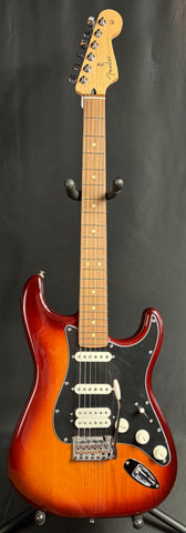 Fender Player Stratocaster HSS Electric Guitar Tobacco Sunburst