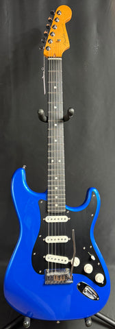 Fender American Ultra II Stratocaster Electric Guitar Noble Blue Finish w/ OHSC (266)