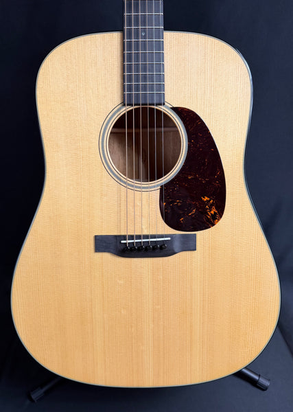 Martin Super D-18 Dreadnought Acoustic Guitar Gloss Natural Finish w/ Case