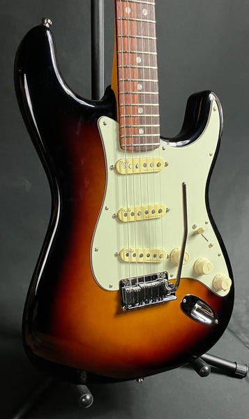 Fender American Ultra Stratocaster Electric Guitar Ultraburst Finish w/ OHSC
