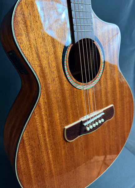 Merida C15SCEQ Grand Concert Cutaway Acoustic-Electric Guitar Mahogany w/ Gig Bag