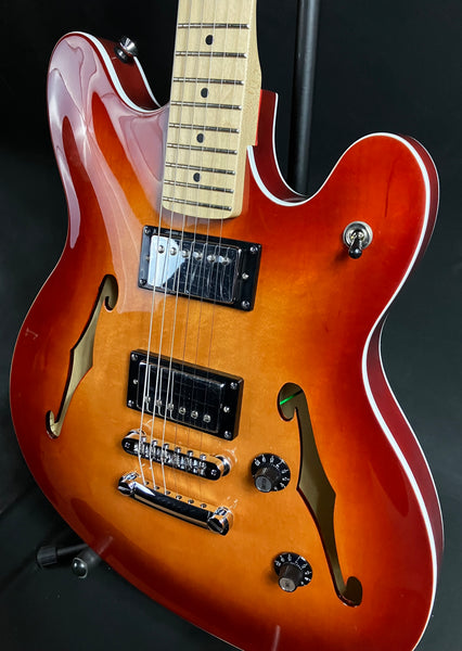 Squier Affinity Starcaster Delxue Semi-Hollow Electric Guitar Sienna Sunburst