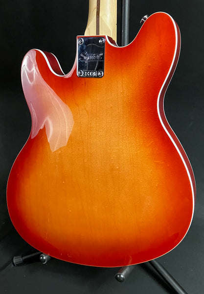 Squier Affinity Starcaster Delxue Semi-Hollow Electric Guitar Sienna Sunburst