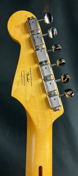 Fender Player Plus Active Jazz Bass 4-String Bass Guitar 3-Tone Sunburst w/ Gig Bag