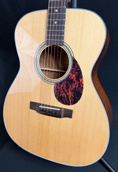 Blueridge BR-43 Grand Auditorium Acoustic Guitar Gloss Natural w/ K&K Pure Mini