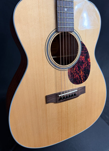 Blueridge BR-43 Grand Auditorium Acoustic Guitar Gloss Natural w/ K&K Pure Mini