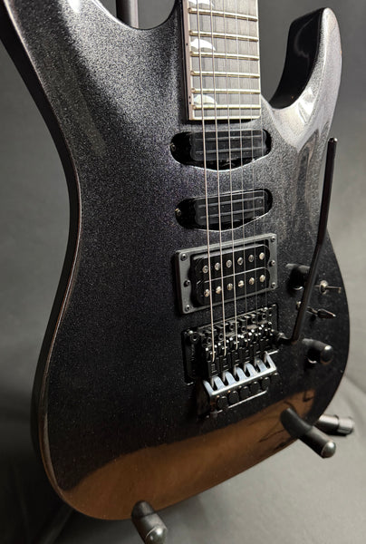 Kramer SM-1 Electric Guitar Maximum Steel Finish w/ Hardshell Case