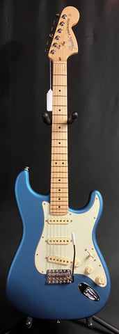 Fender American Performer Stratocaster Electric Guitar Satin Lake Placid Blue w/ Gig Bag