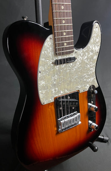 Fender Player II Modified Telecaster Electric Guitar 3-Tone Sunburst Finish w/ Gig Bag