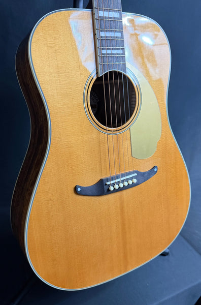 Fender King Vintage Dreadnought Acoustic-Electric Guitar Aged Natural w/ OHSC (659)