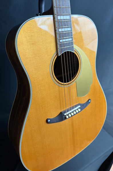 Fender King Vintage Dreadnought Acoustic-Electric Guitar Aged Natural w/ OHSC (659)