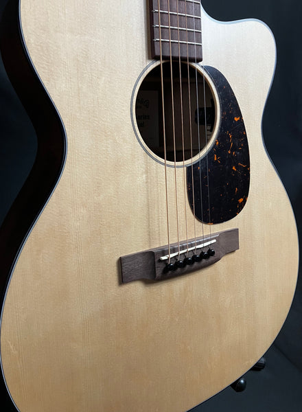 Martin Special OMC-10E Orchestra Cutaway Acoustic-Electric Guitar Natural Satin Finish