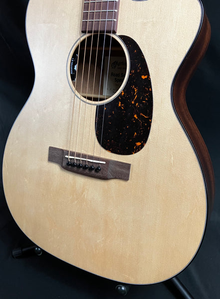 Martin Special OMC-10E Orchestra Cutaway Acoustic-Electric Guitar Natural Satin Finish