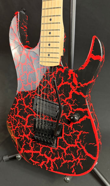 B.C. Rich Gunslinger Retro II Electric Guitar Red Crackle Finish