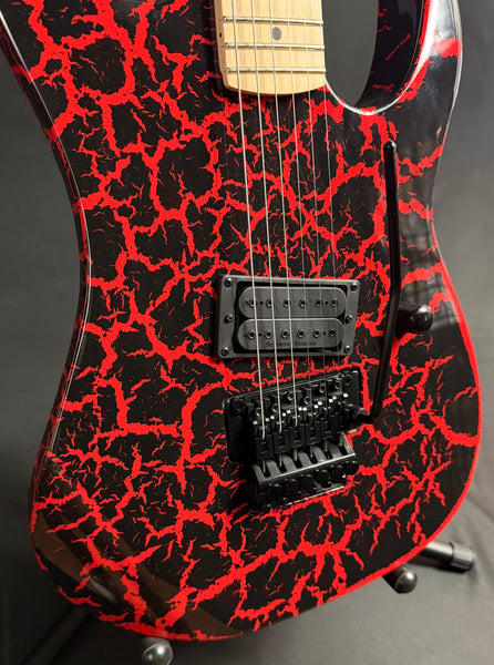B.C. Rich Gunslinger Retro II Electric Guitar Red Crackle Finish