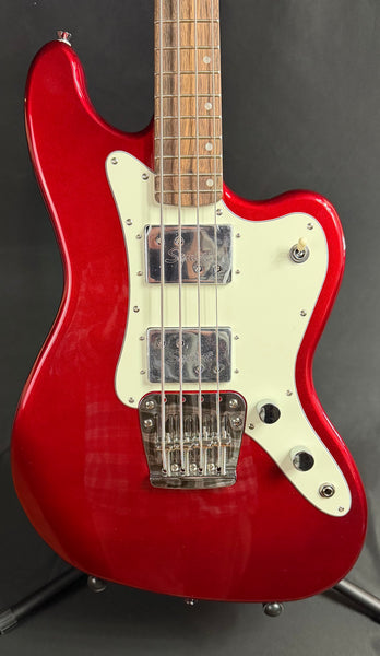 Squier Paranormal Rascal Bass 4-String Bass Guitar Candy Apple Red Finish
