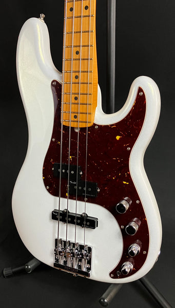Fender American Ultra Precision Bass 4-String Bass Guitar Arctic Pearl w/ OHSC