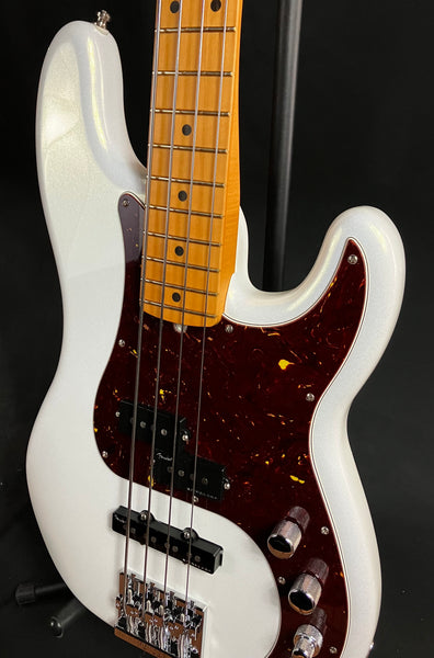 Fender American Ultra Precision Bass 4-String Bass Guitar Arctic Pearl w/ OHSC