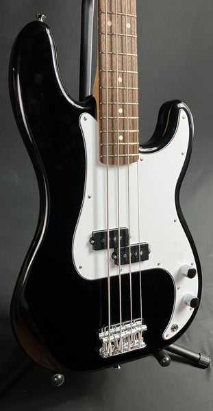 Fender Standard Precision Bass (2025) 4-String Bass Guitar Gloss Black Finish