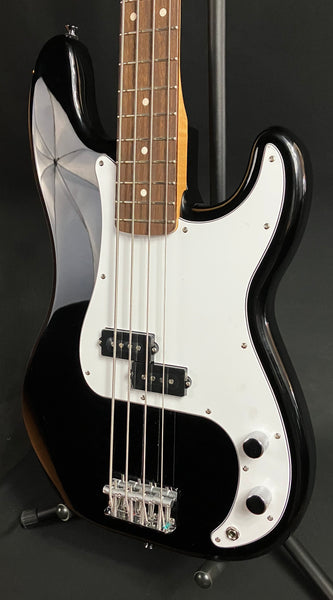 Fender Standard Precision Bass (2025) 4-String Bass Guitar Gloss Black Finish
