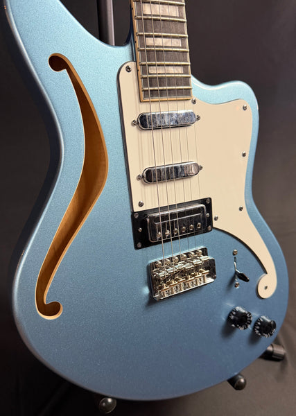 D'Angelico Premier Bedford SH Semi-Hollow Electric Guitar Ice Blue Metallic Finish