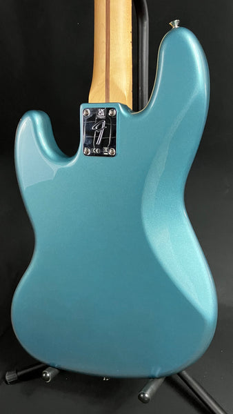 Fender Player Jazz Bass 4-String Bass Guitar Tidepool Finish