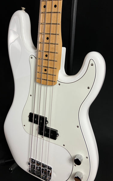 Fender Player Precision Bass 4-String Bass Guitar Polar White (308)