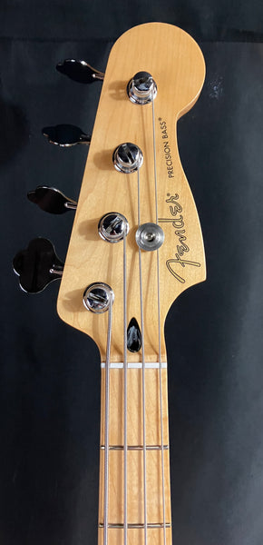 Fender Player Precision Bass 4-String Bass Guitar Polar White (308)