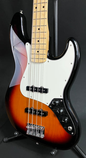 Fender Player Jazz Bass 4-String Bass Guitar 3-Tone Sunburst Finish