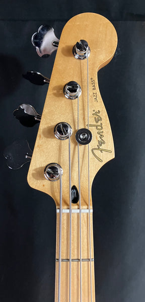 Fender Player Jazz Bass 4-String Bass Guitar 3-Tone Sunburst Finish