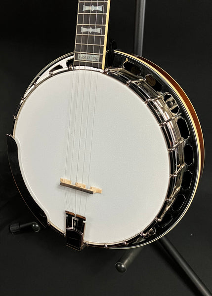 Gold Tone Mastertone™ OB-2 Bowtie 5-String Bluegrass Banjo Vintage Sunburst w/ Case