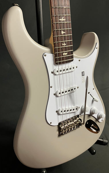 Paul Reed Smith PRS Silver Sky John Mayer Electric Guitar Moc Sand Satin w/ Gig Bag