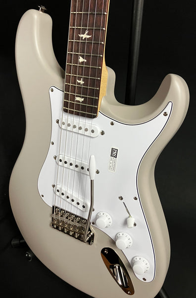 Paul Reed Smith PRS Silver Sky John Mayer Electric Guitar Moc Sand Satin w/ Gig Bag