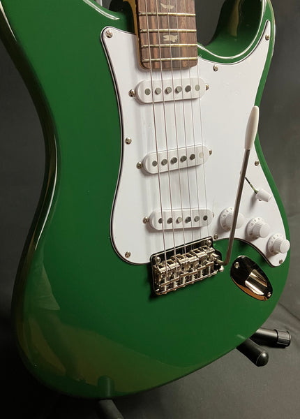 Paul Reed Smith PRS SE Silver Sky Electric Guitar Laurel Green Finish w/ Gig Bag